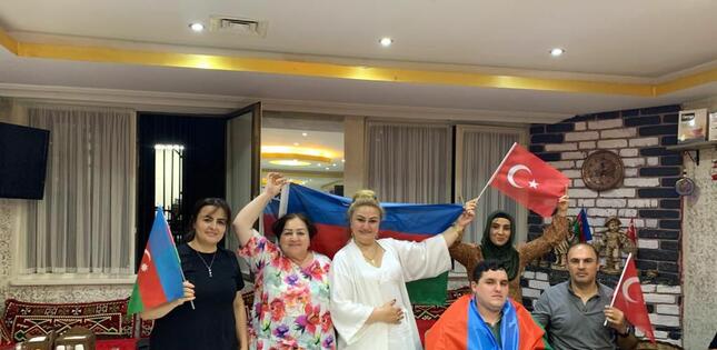 Türkiyədə müalicə alan qazilərimizi ziyarət edirlər