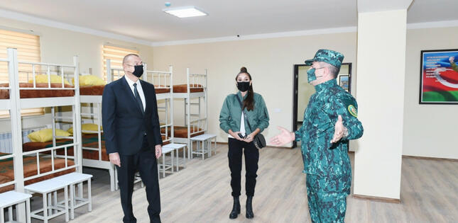 Dövlət başçısı və birinci xanım Qubadlıda DSX-nın yeni hərbi hissə kompleksinin açılışında iştirak ediblər