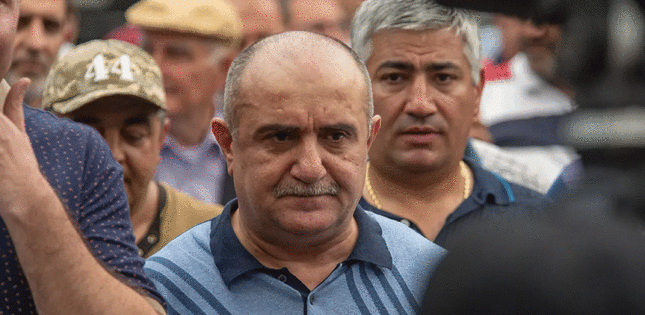 Arutyunyanla Babayan arasında "savaş" başlayıb