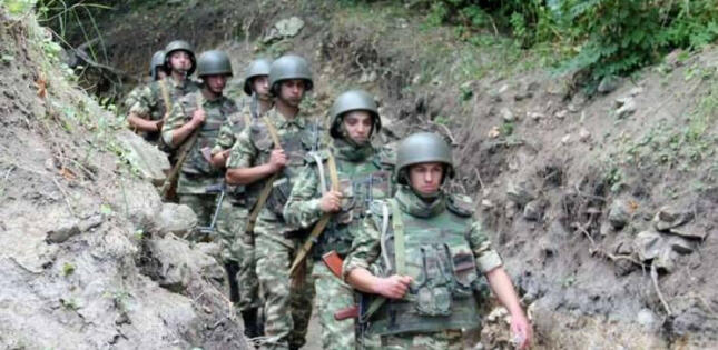 Döyüş şəraitində və cəbhəboyu zonada hərbi qulluqçuların maaşı yeni qaydada hesablanacaq