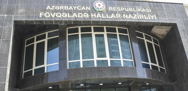 FHN: Ötən sutka 15 yanğına çıxış olub, 3 nəfər xilas edilib