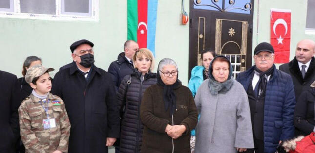 BAMF-ın təşkilatçılığı ilə şəhid ailəsi evlə təmin olunub