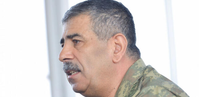 Azərbaycanın müdafiə naziri İrana gedir