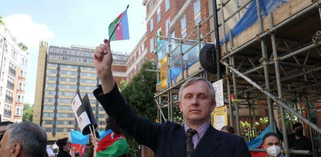 Britaniyalı jurnalist: “Xocalı soyqırımının günahkarları məhkəmə qarşısına çıxarılmalıdır”