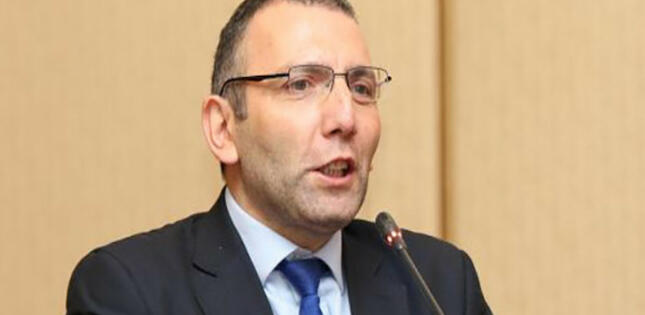Arye Qut vəfat edib