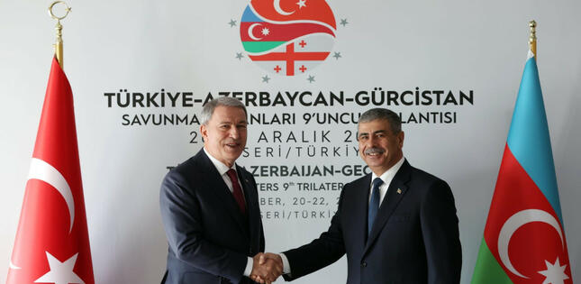 Zakir Həsənov Kayseridə Hulusi Akarla görüşüb