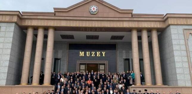 Naxçıvanda “Heydər Əliyev və vətəndaş cəmiyyəti quruculuğu” mövzusunda konfrans keçirilib
