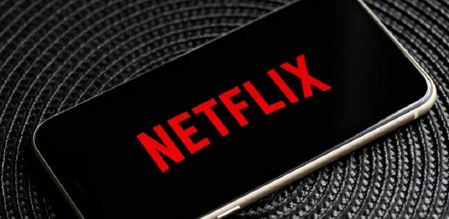 “Netflix”in işində fasilələr yaranıb