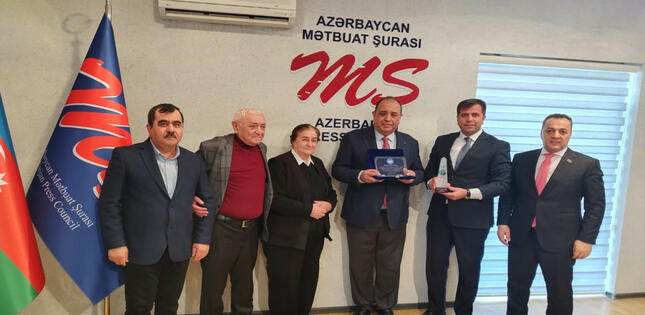Şirməmməd Hüseynov mükafatı təqdim edilib