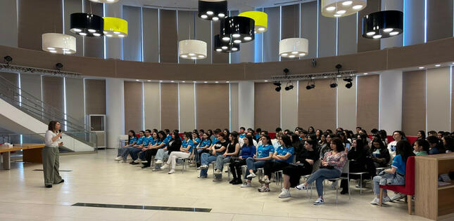 “MEDİAlab” çərçivəsində tələbələr üçün seminar keçirilib
