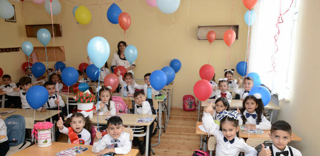 Birinci siniflərə şagird qəbuluna start verilib